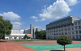 操场