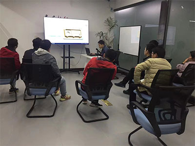 小教室投影上课环境