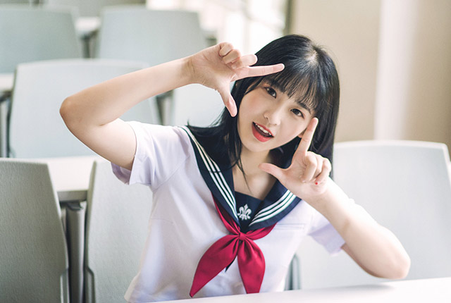 在校学生