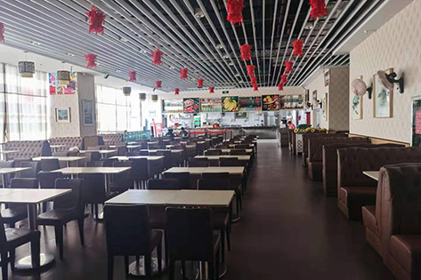 学校食堂