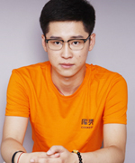 李泽斌