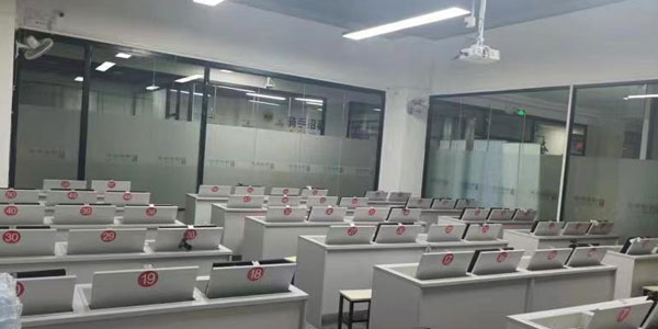 理论课室