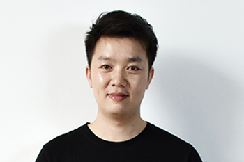 李钦秾 