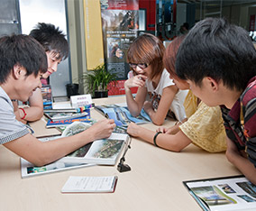 小组探讨