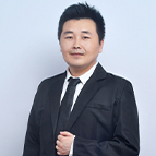 王德华