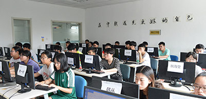 学员上课