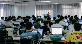 课程更新快