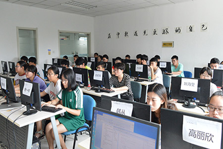 学生考试