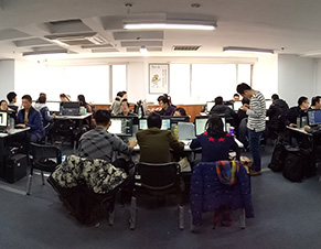 学员上课